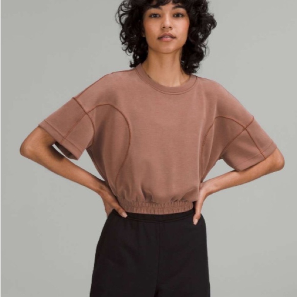 lululemon athletica Cropped Short Sleeve Tee in Dusty Rose